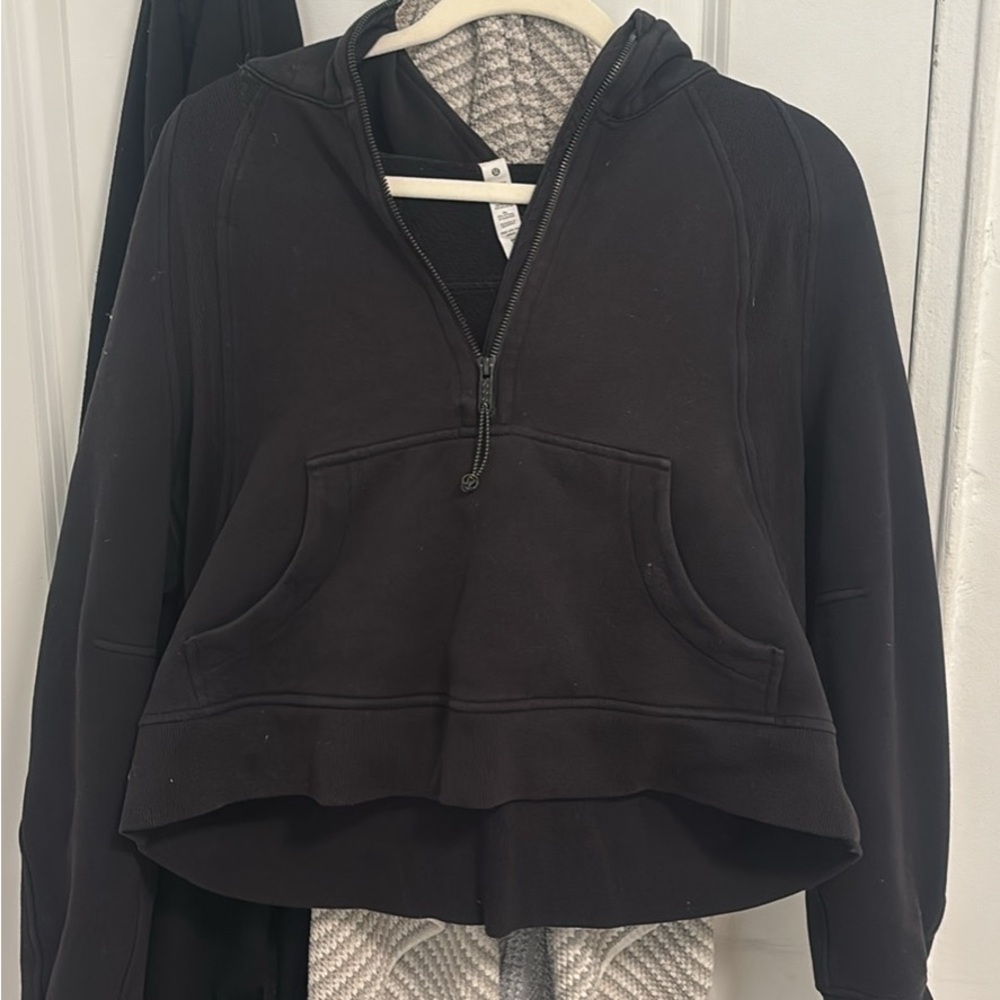 Lulu Lemon Women’s Black Scuba Hoodie